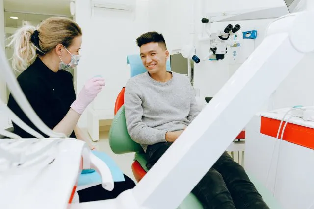 Rentgen zębów – zastosowanie i przebieg RTG stomatologicznego